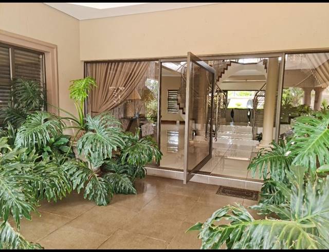 5 BEDROOM HOUSE FOR SALE IN SABLE HILLS